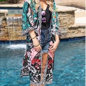 Grace & Lace Bali border print kimono